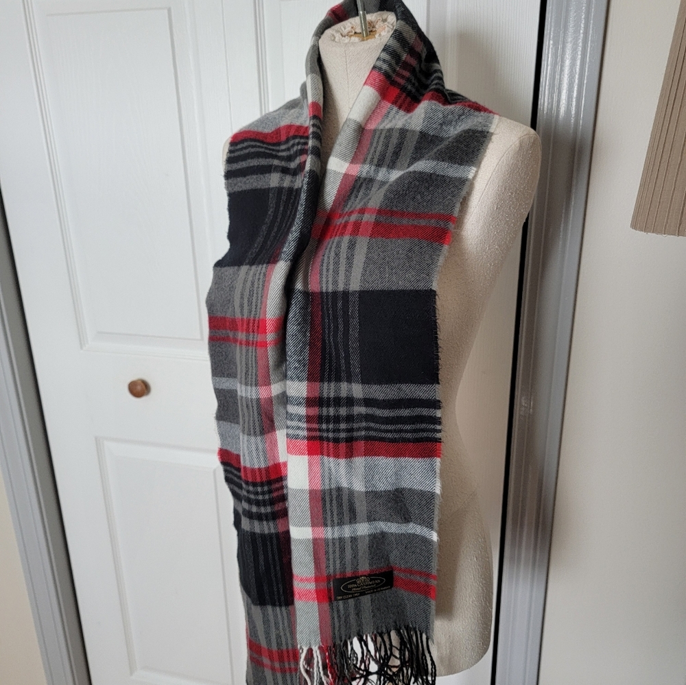 Cashmere scarf